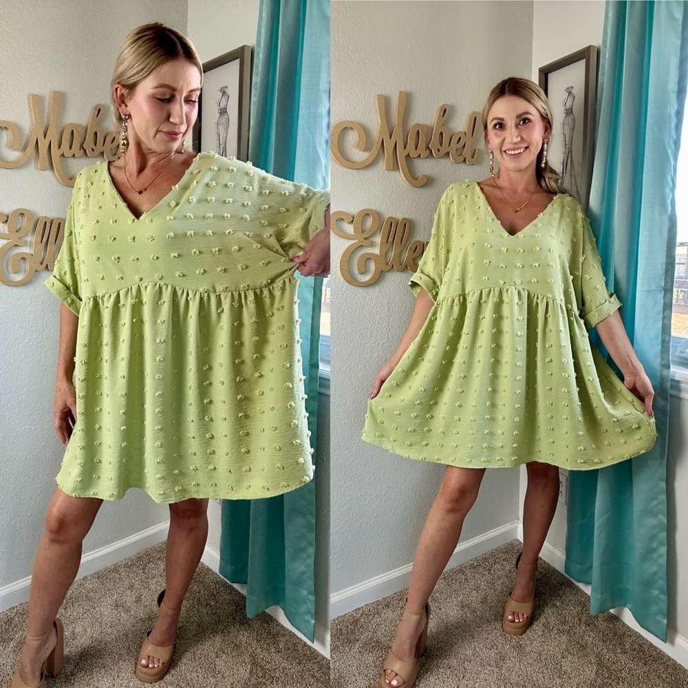 Emery Rose fun & flirty Light Green Flowy dress size 3XL